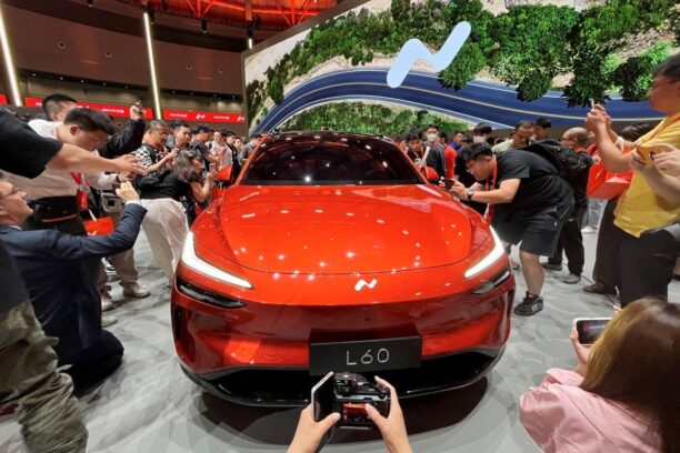 Chinese EV maker Nio pledges to avoid price war to maintain premium aura, even after launching mass-market brand Onvo Daniel Ren Business – South China Morning Post