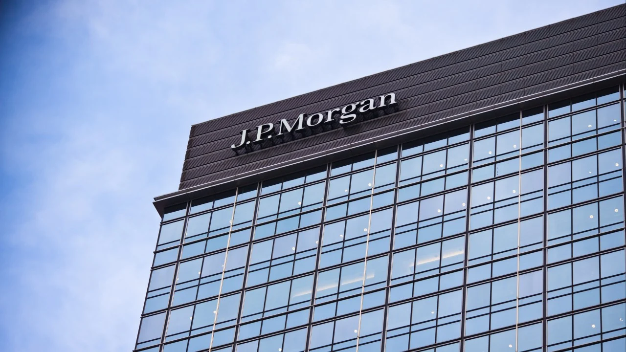 J.P. Morgan Private Bank report reveals how wealthy families can adapt in a complex world Morning Studio editors Business – South China Morning Post