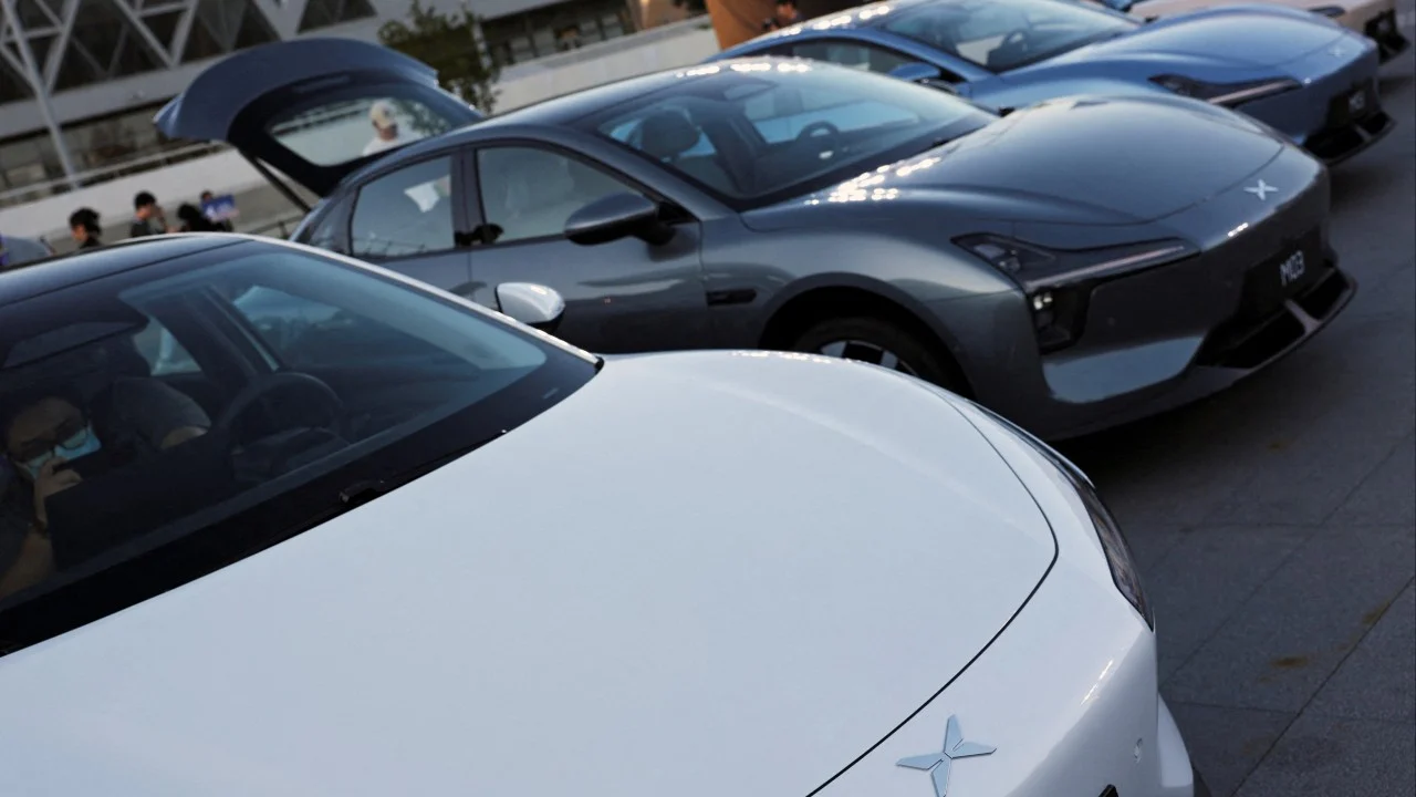 Chinese EV makers face ‘do-or-die moment’ as competitive screws tighten Daniel Ren China Economy – South China Morning Post