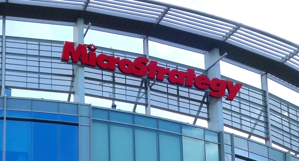 Microstrategy’s Michael Saylor To Advocate For Bitcoin At Microsoft Board Meeting, Offers To Educate Rumble CEO As Well Aniket Verma Markets