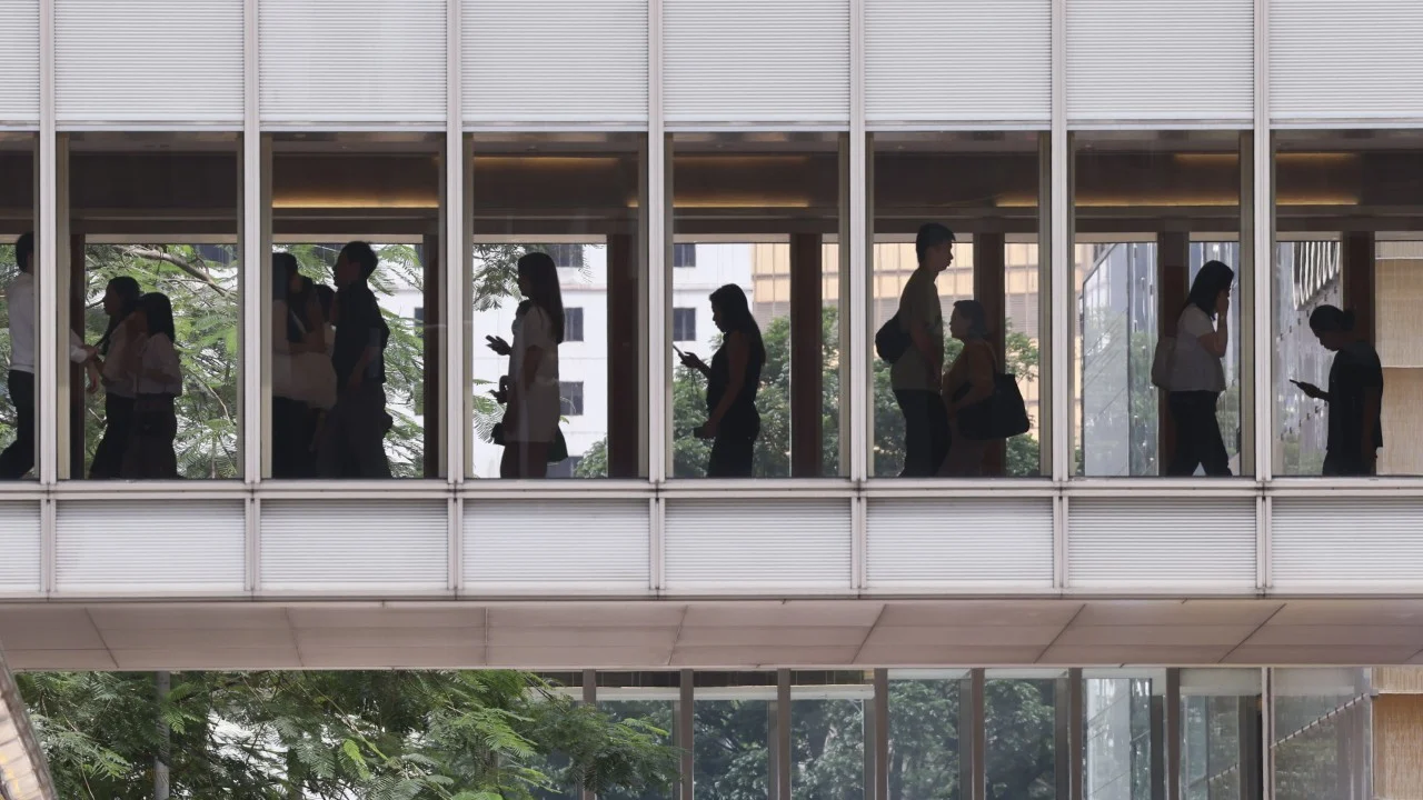 Hong Kong MPF on course for best return in 4 years this year; outlook ‘positive’ for 2025 Enoch Yiu Business – South China Morning Post