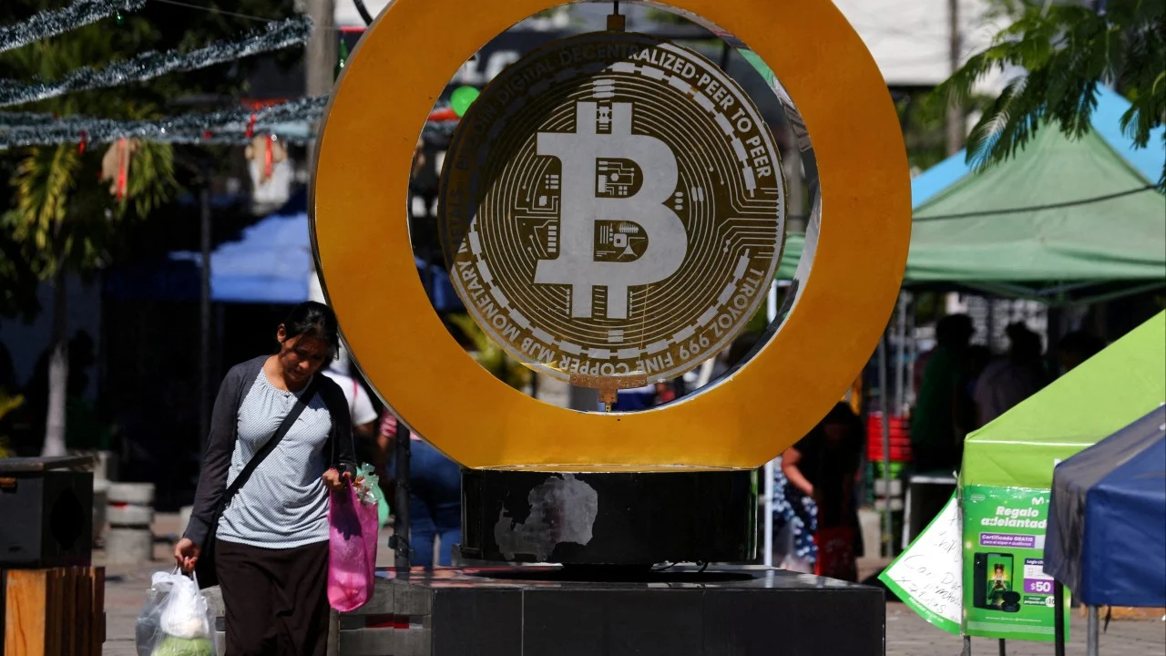 Bitcoin rally loses steam as market braces for expiry of crypto derivatives Bloomberg Business – South China Morning Post