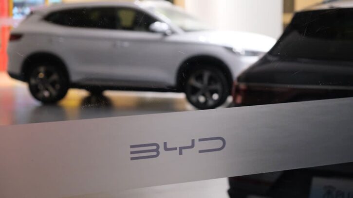 Li Auto, XPeng, Zeekr Report Record Sales As Tesla-BYD Price War Rages APARNA NARAYANAN News | Investor’s Business Daily