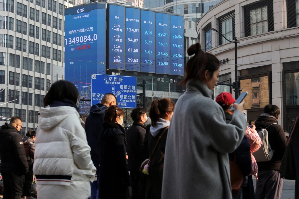 Tech stocks lead Hong Kong decline, threatening 6-day winning streak Mia Castagnone Business – South China Morning Post