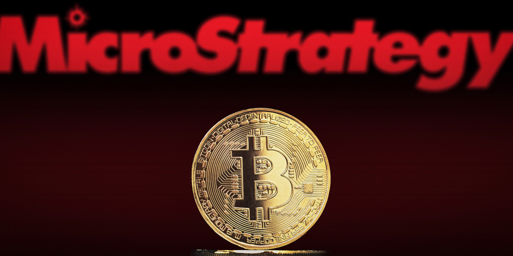 MicroStrategy Shareholders Clear the Way for Even More Bitcoin Buys Mathew Di Salvo Decrypt