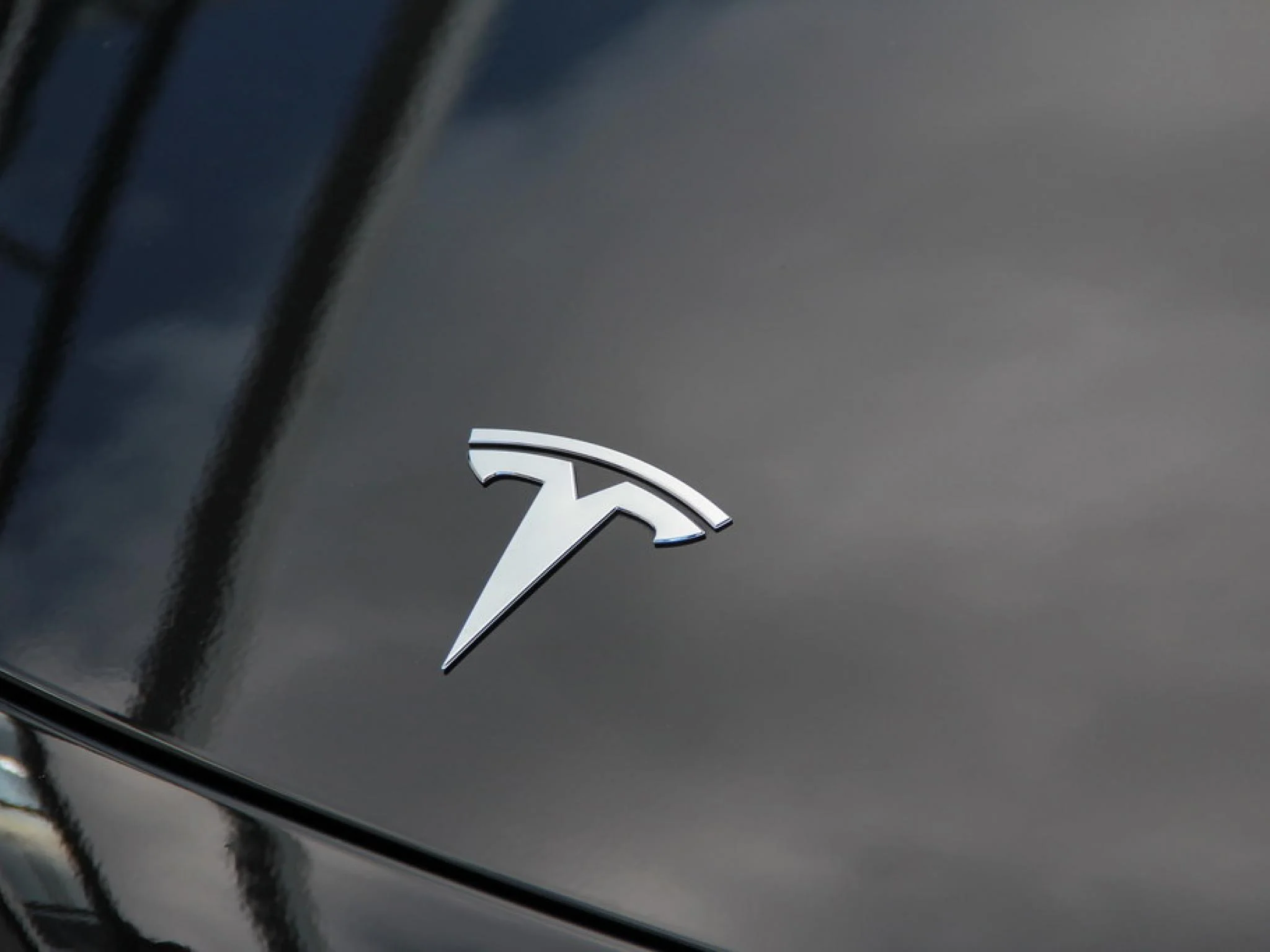 Tesla Senior Exec Pitches Health Reasons For Adopting EVs After President Trump Revoked Biden’s Electrification Targets: ‘Forget Global Warming’ Anan Ashraf News