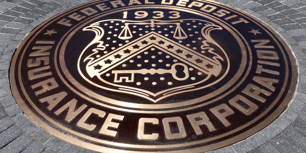 FDIC Took Issue With Banks Using Public Blockchains Like Ethereum, FOIA Docs Reveal Sander Lutz Decrypt