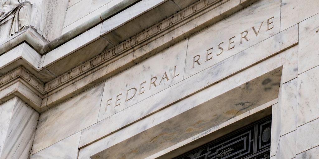 Crypto Industry Waves Goodbye to Top Fed Regulator as Resignations Pile Up Liz Napolitano Decrypt