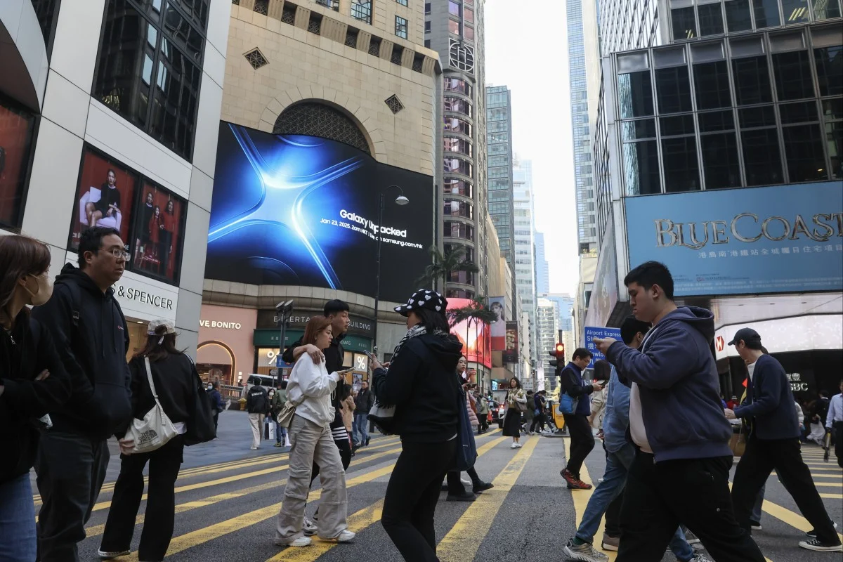 Hong Kong stocks drop on US move to restrict Chinese tech investment Zhang Shidong Business – South China Morning Post