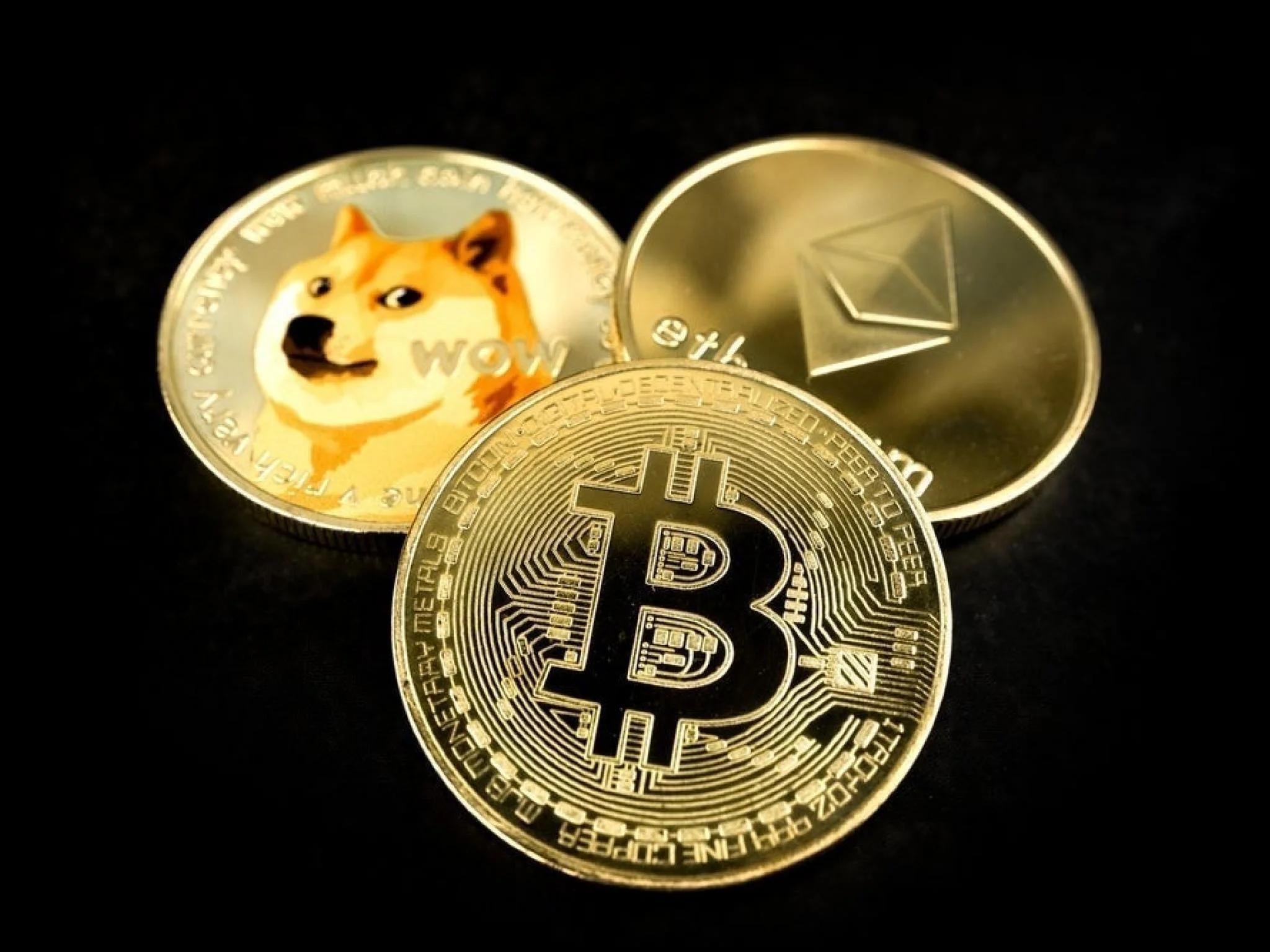 Bitcoin, Ethereum, Dogecoin Stage Strong Rebound As Trump Pauses Canada, Mexico Tariffs: Analyst Flags Significance Of $101,000 For BTC Aniket Verma Markets
