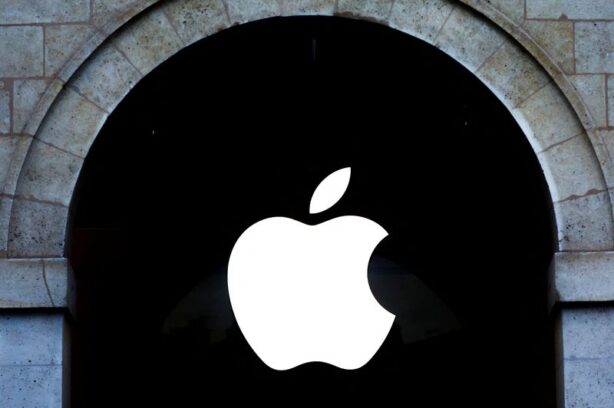 Apple aims to bring AI features and spatial content app to Vision Pro, Bloomberg reports Reuters Stock Market News