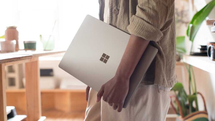 This Magnificent Seven Tech Loses More Ground After Gaining On New Quantum Chip; Is Microsoft Stock A Buy In February? DAVID SAITO-CHUNG Investor’s Business Daily