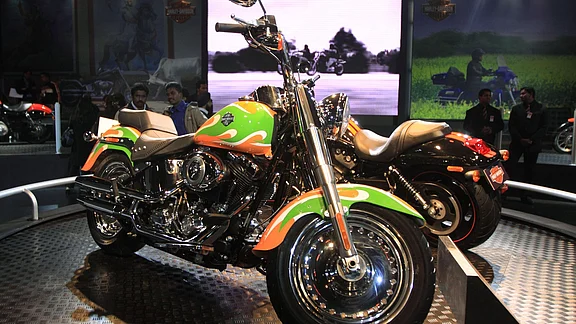 Budget 2025: India Cuts Import Duty On High-End Cars, Motorcycles In Boost To Harley Davidson, Tesla Shrimi Choudhary NDTV Profit