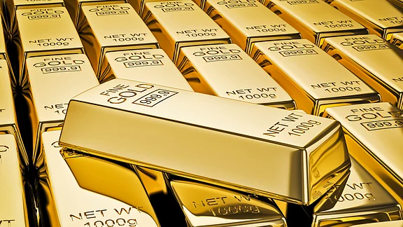 Gold Price Hovers Over Highs To Cross  Rs 82,400 — Check Rates In Mumbai, Bengaluru, Delhi, Chennai And More Ann Jacob NDTV Profit