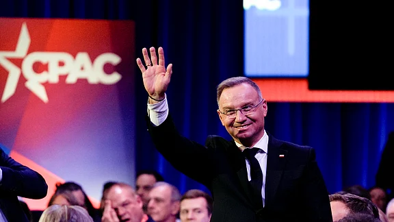 Trump Won’t Pull US Troops From Poland, President Duda Says Bloomberg News NDTV Profit