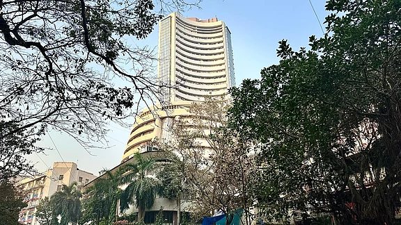 Stocks To Buy: Abbott India, Bajaj Finance, Bharat Forge, Chambal Fertilizers Ananya Chaudhuri NDTV Profit