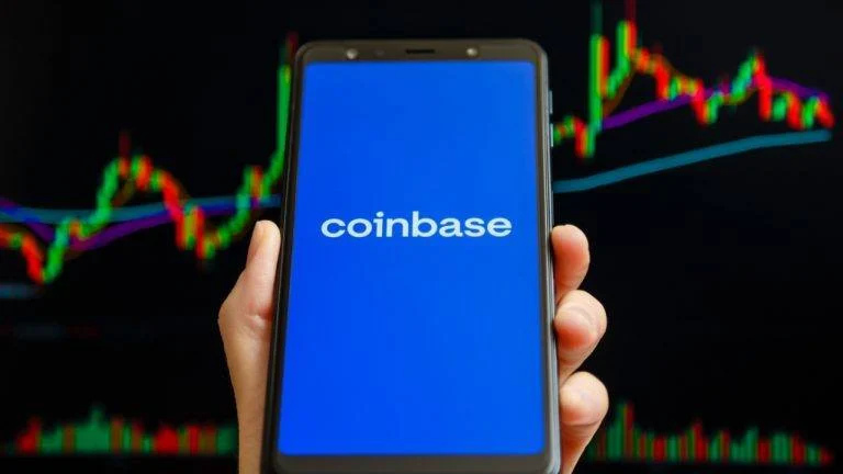 Coinbase Quietly Becomes a Banking Giant—Now Bigger Than Most US Banks Kevin Helms Bitcoin News