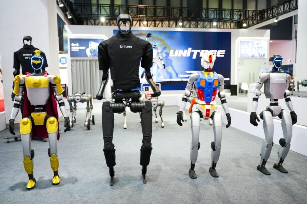 US, China compete for leadership in humanoid robotics Minh Le Tech in Asia
