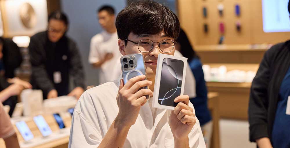 Apple Stock Gets Price-Target Cut From Morgan Stanley PATRICK SEITZ Investor’s Business Daily