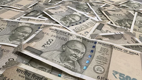 Rupee Gains As Falling Crude Prices Offer Respite Amid Global Trade Tension Sai Aravindh NDTV Profit