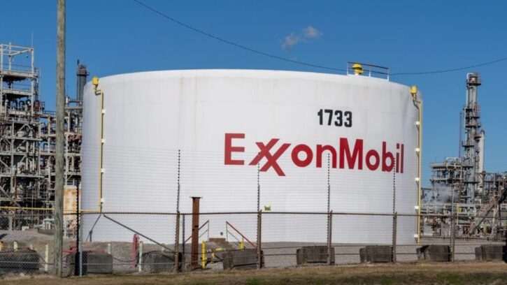 How To Earn $500 A Month From Exxon Mobil Stock Ahead Of Q1 Earnings Avi Kapoor Markets