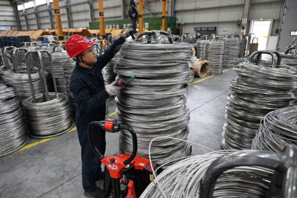 Hong Kong stocks rebound from 4-week low on strong China manufacturing data Zhang Shidong Business – South China Morning Post
