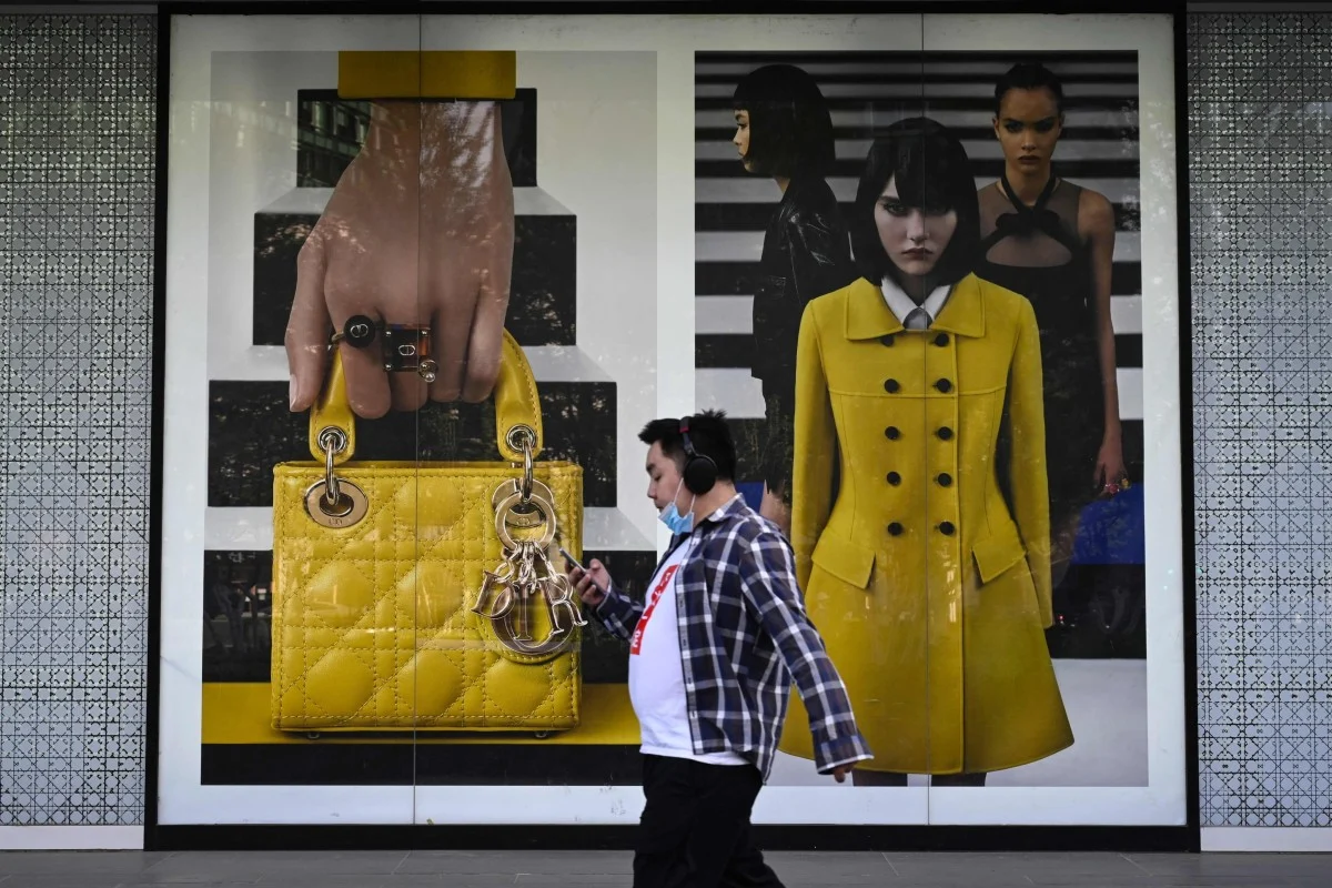 Louis Vuitton, Gucci owners face tough times in China amid trade war, property slump Yuke Xie Business – South China Morning Post