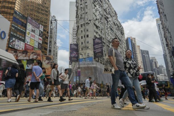 Hong Kong retail rents have further to fall amid consumer spending dip Salina Li Business – South China Morning Post