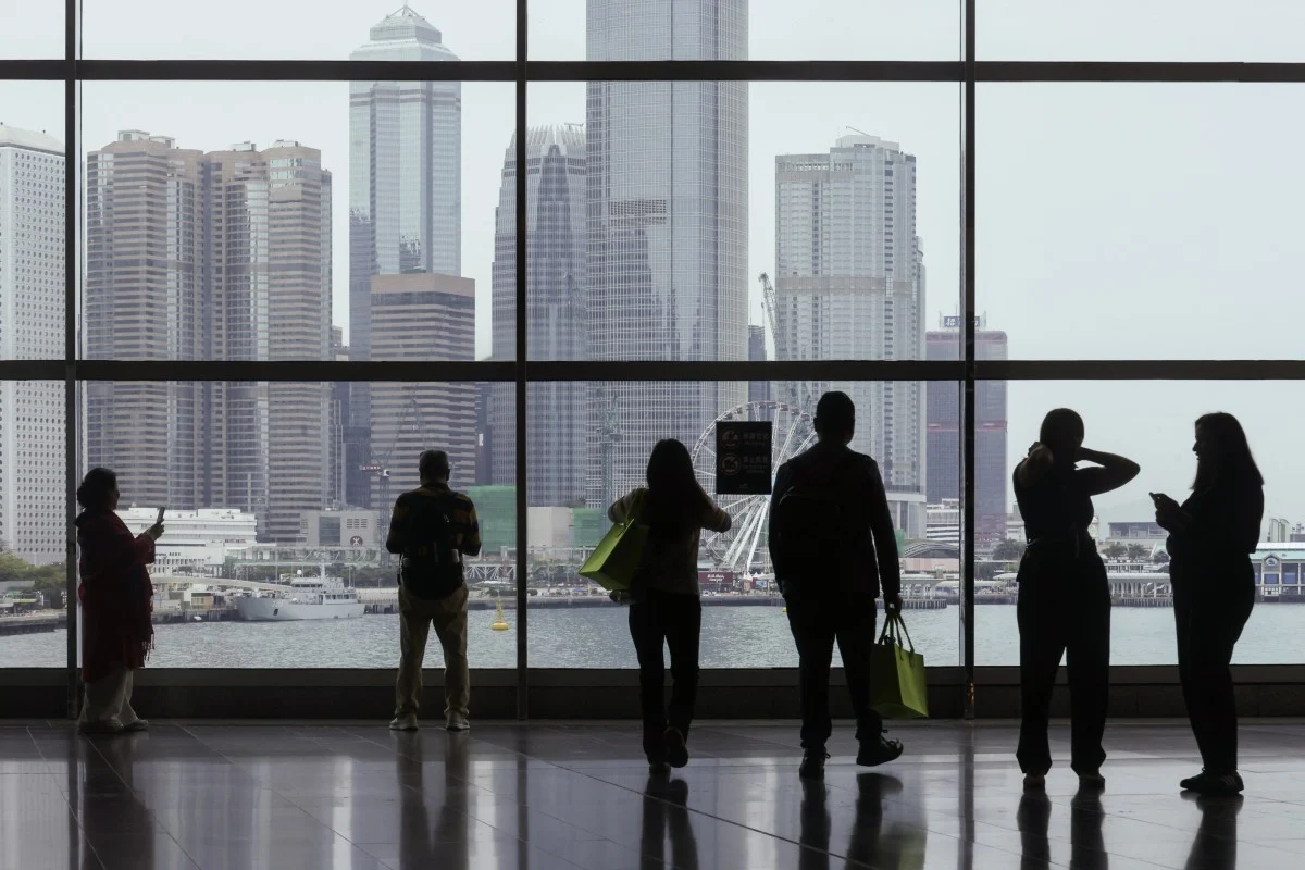 Hong Kong stocks plummet to begin the week on US-China tariff tensions Yulu Ao Business – South China Morning Post