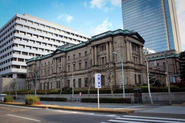 Senior BOJ official cites Trump tariffs as a cause of volatile market moves Eamonn Sheridan Forexlive RSS Breaking News Feed