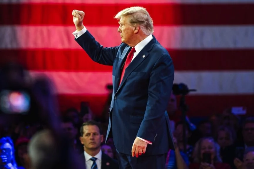 Trump Forecasts GOP Landslide In 2026, Touts Tariffs As Key Advantage; Musk Warns Tesla Attackers Face Prison; China Targets US Services Like Disney, IMAX In Trade Retaliation – Top Headlines While the US Slept Akanksha Bakshi News