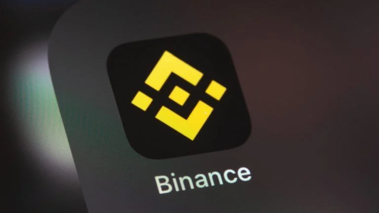 Binance Unveils First Vote to Delist Results—14 Crypto Tokens Set for Full Shutdown Kevin Helms Bitcoin News