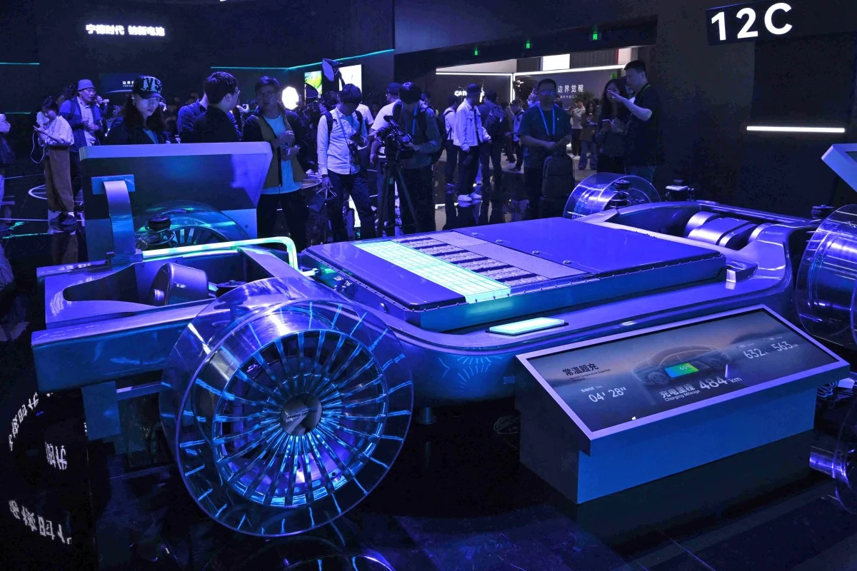 Chinese EV battery giant CATL launches Hong Kong IPO, seeking US$5.3 billion Aileen Chuang Business – South China Morning Post