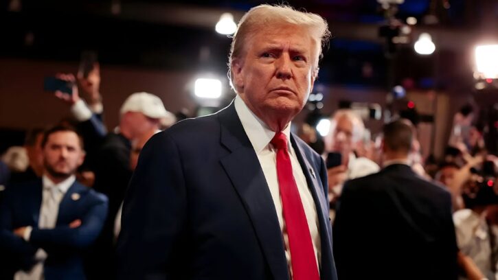 Dow Jones Futures Tumble As Trump Threatens 25% Tariff On Apple, 50% On EU ED CARSON Investor’s Business Daily