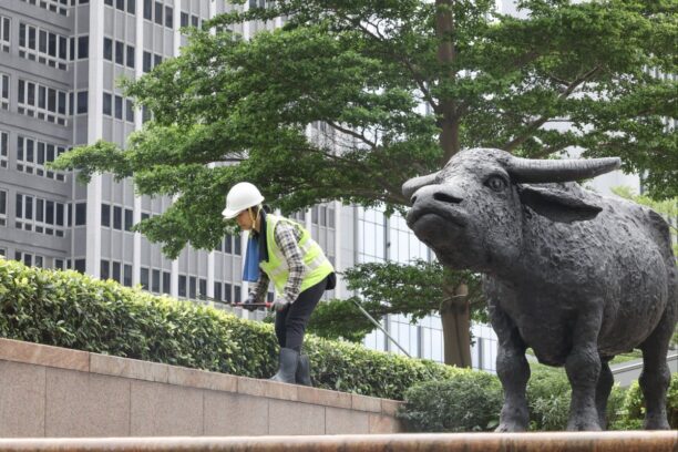 Hong Kong stocks inch lower as traders take profits from China-US trade deal boost Zhang Shidong Business – South China Morning Post