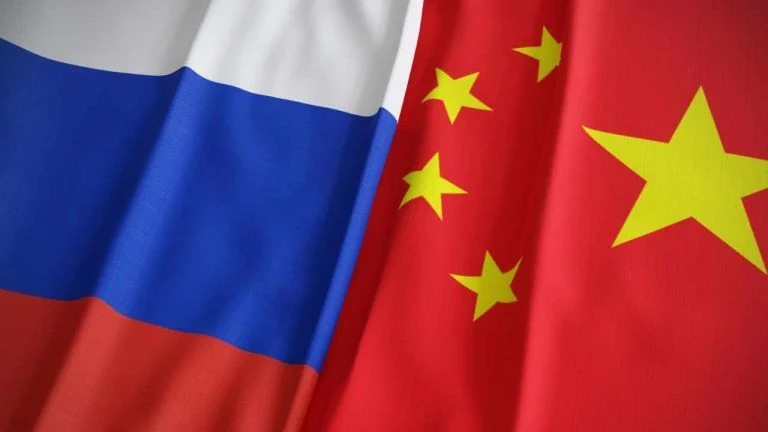 Russia–China Foreign Trade Near Dollar-Free: Almost All in Rubles, Yuan Kevin Helms Bitcoin News