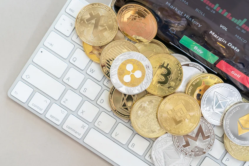 Bitcoin, Ethereum, XRP, Dogecoin Kick Off Week In Green – But BTC Sell Signal Hints At Pullback Khyathi Dalal Markets