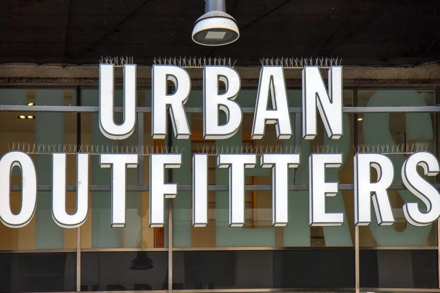 This Urban Outfitters Analyst Is No Longer Bearish; Here Are Top 2 Upgrades For Friday Avi Kapoor Markets