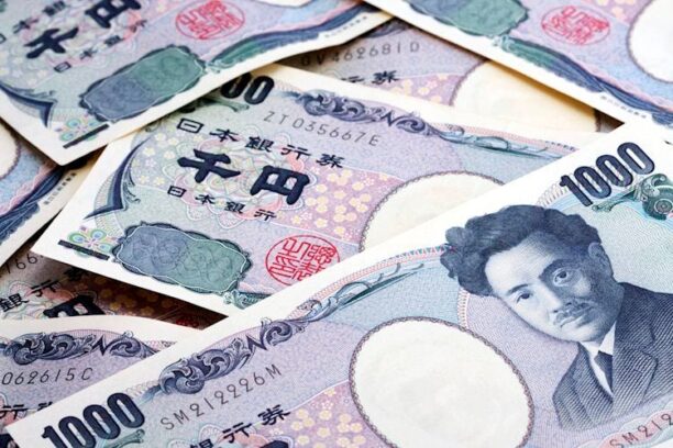 Japanese Yen pulls back from one-week high against USD; bullish bias remains  FXStreet Forex & Commodities News