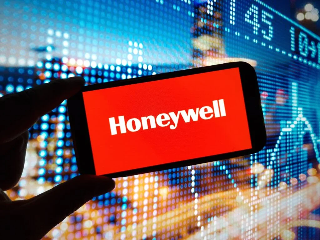 Honeywell, Applied Materials, Carlyle Group And A Real Estate Stock On CNBC’s ‘Final Trades’ Avi Kapoor Markets