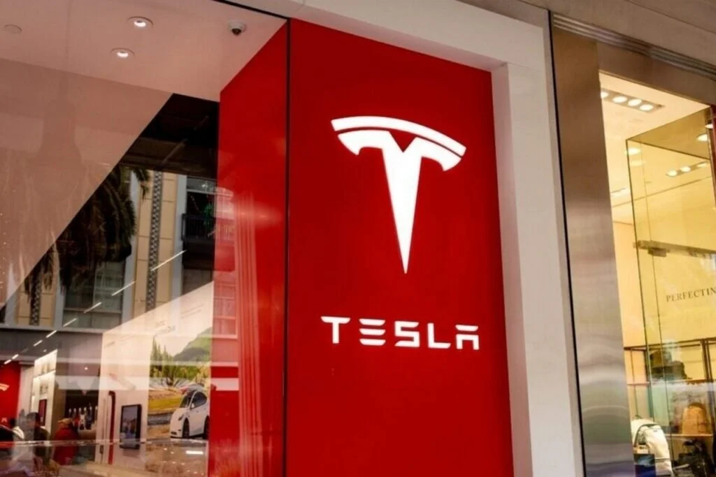 Tesla, AT&T And 3 Stocks To Watch Heading Into Wednesday Avi Kapoor Markets